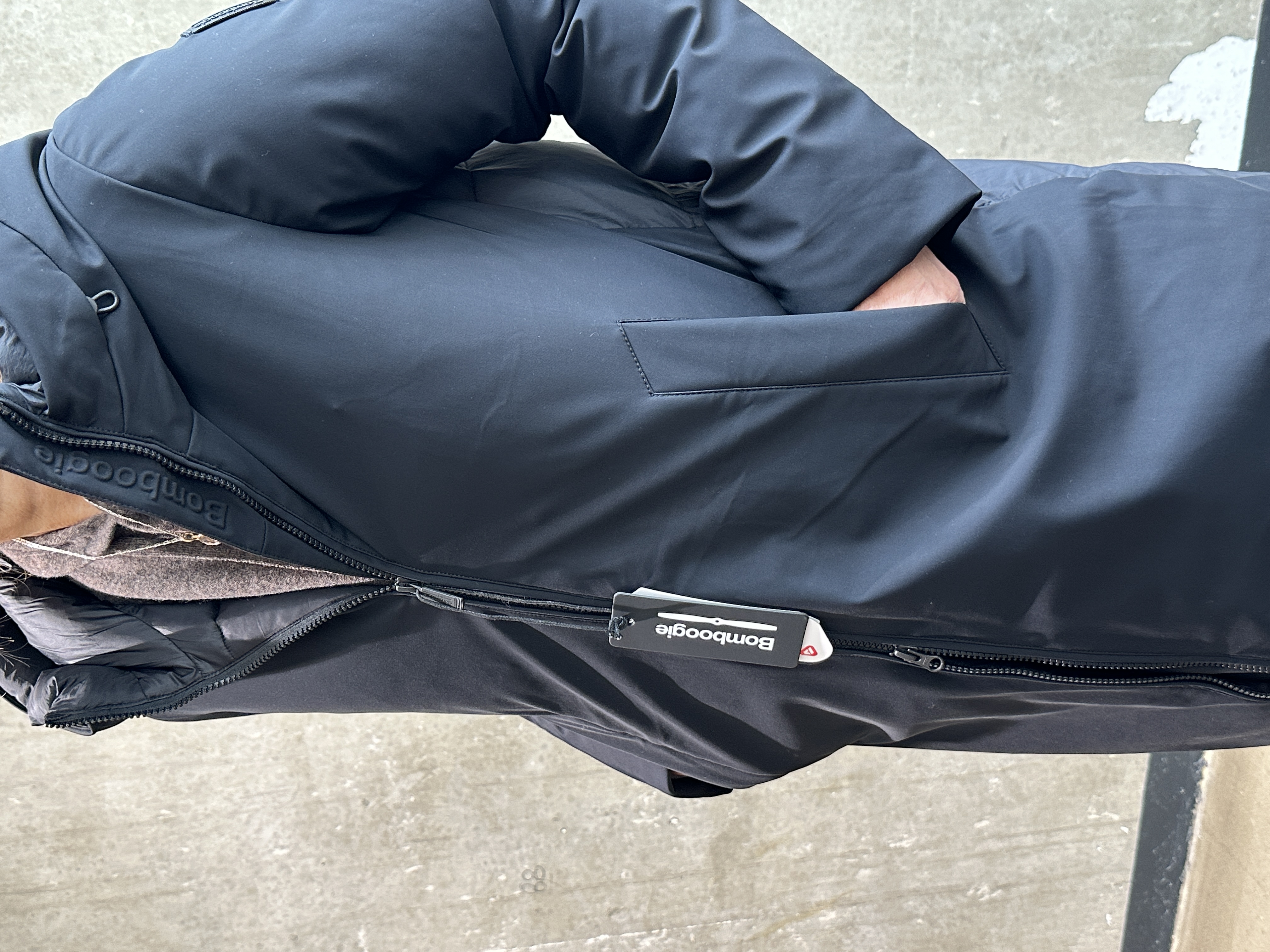 BOMBOOGIE  Daunenmantel mit Kapuze 