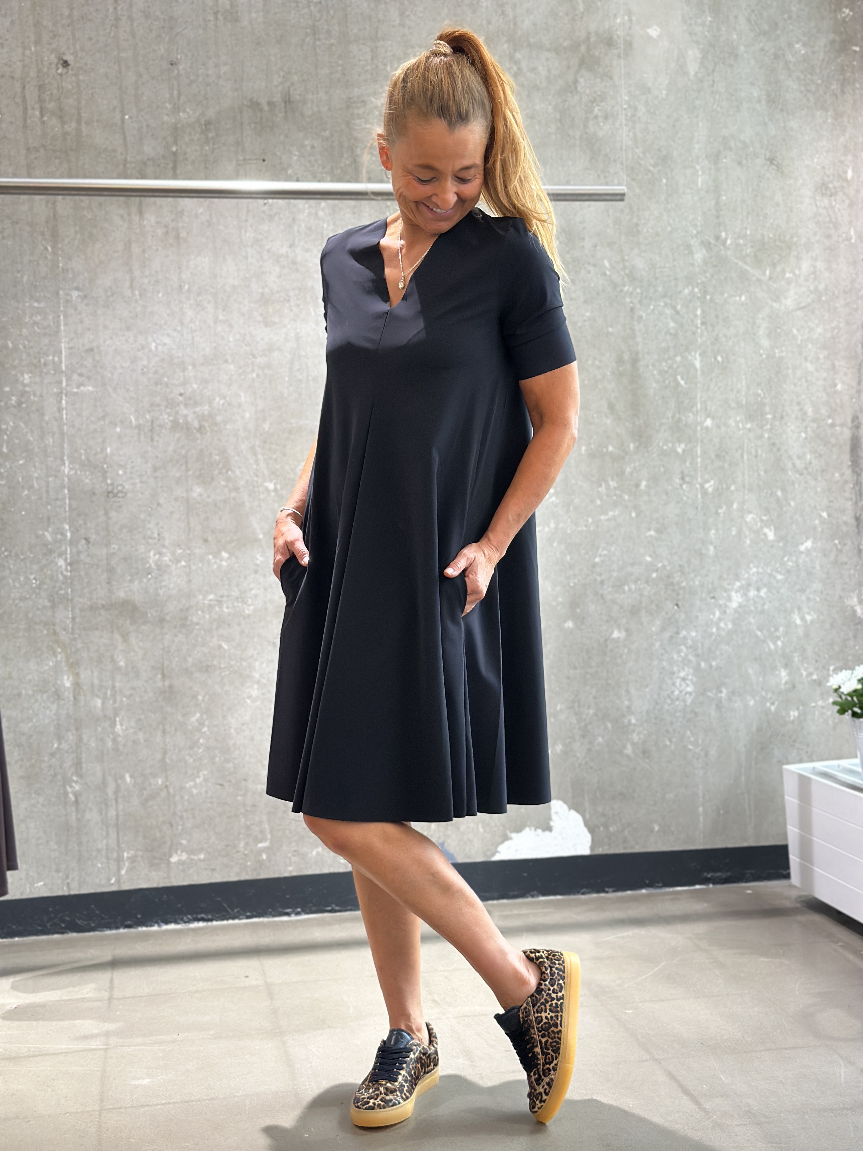 SASSENBACH_Style Kleid KASIMIRA schoko, schwarz & aperol