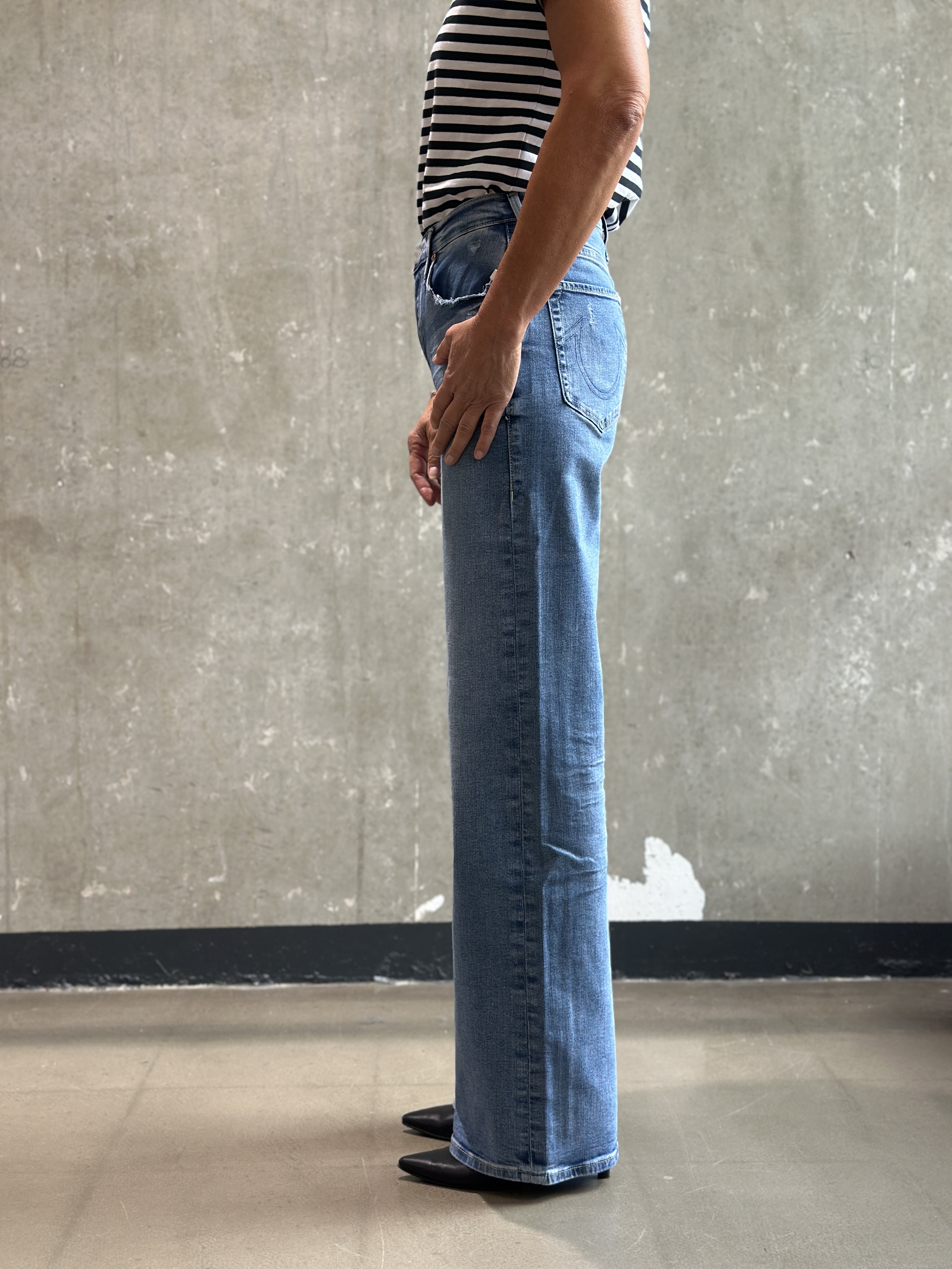 TRUE RELIGION MIJA FLARED used Look