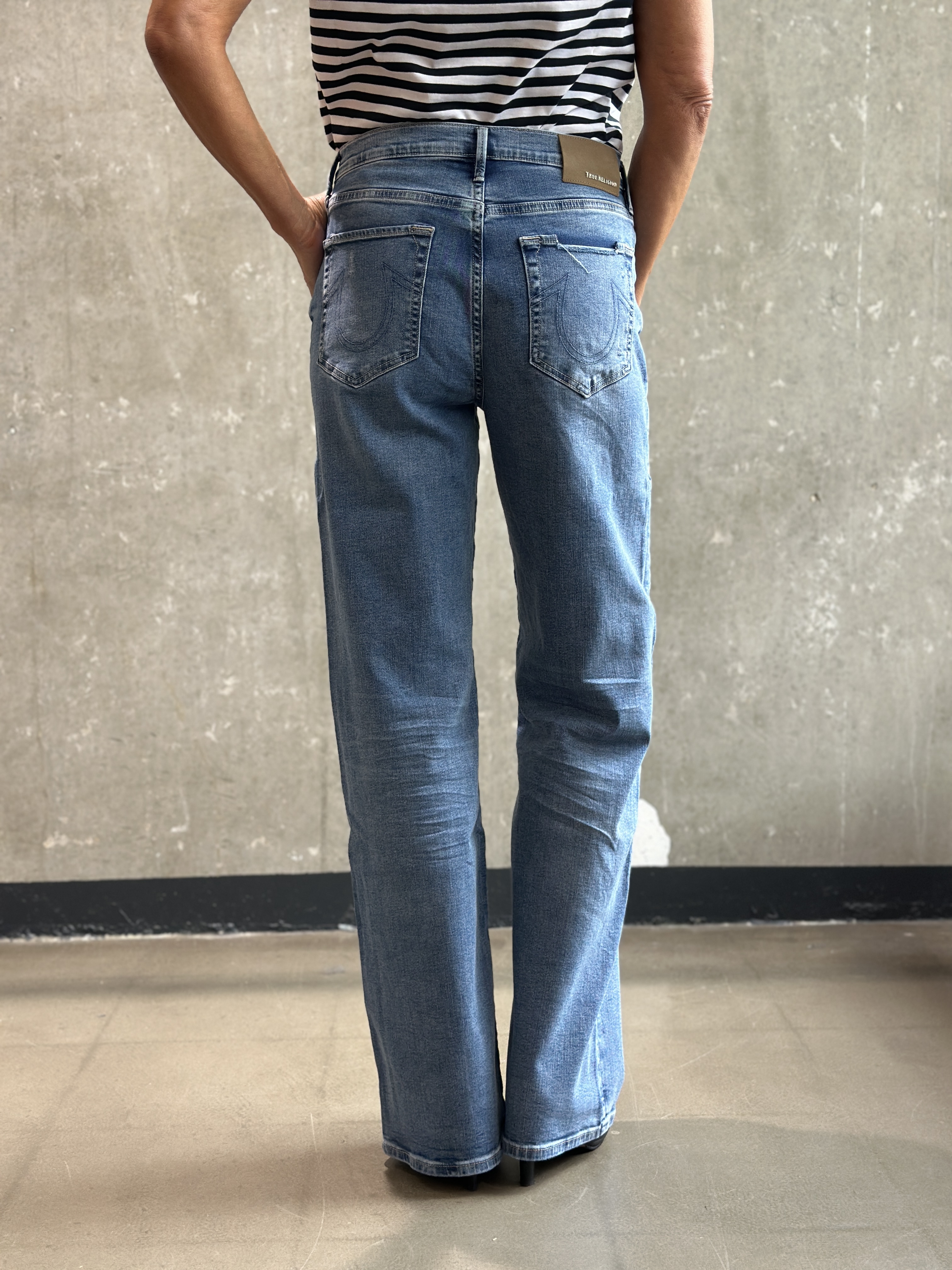 TRUE RELIGION MIJA FLARED used Look