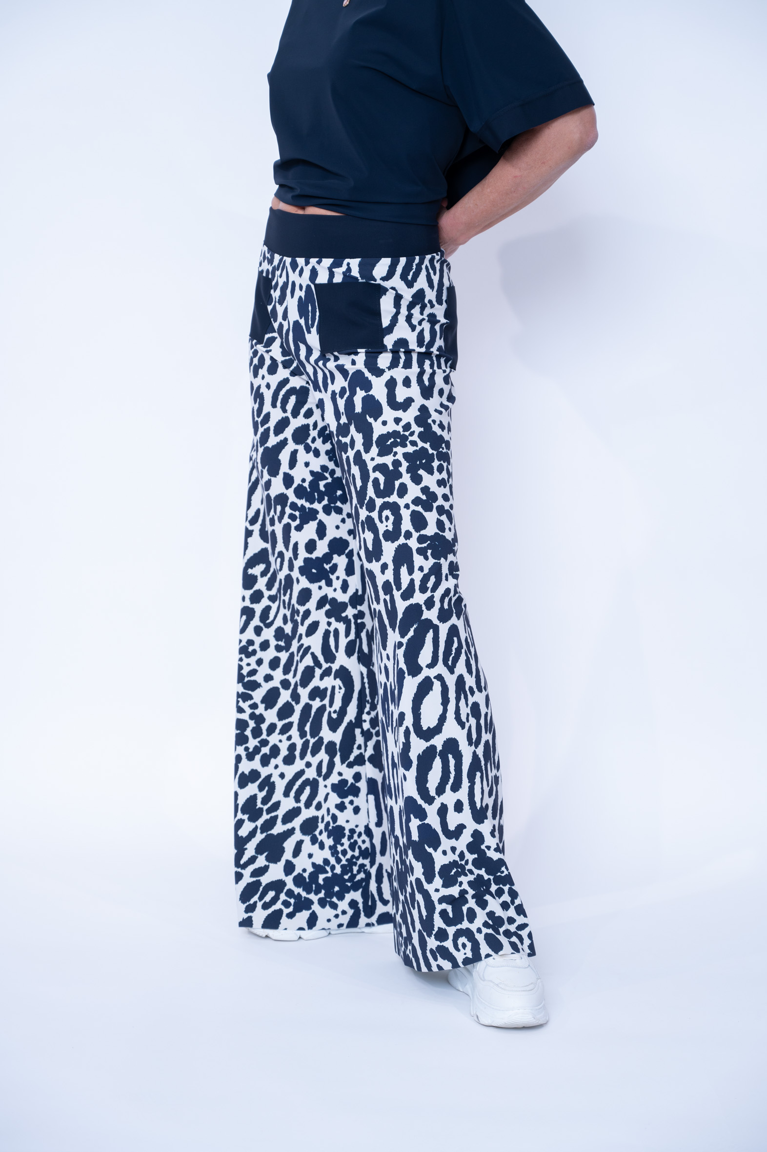 SASSENBACH_Style Hose GOLDIE leo blau 
