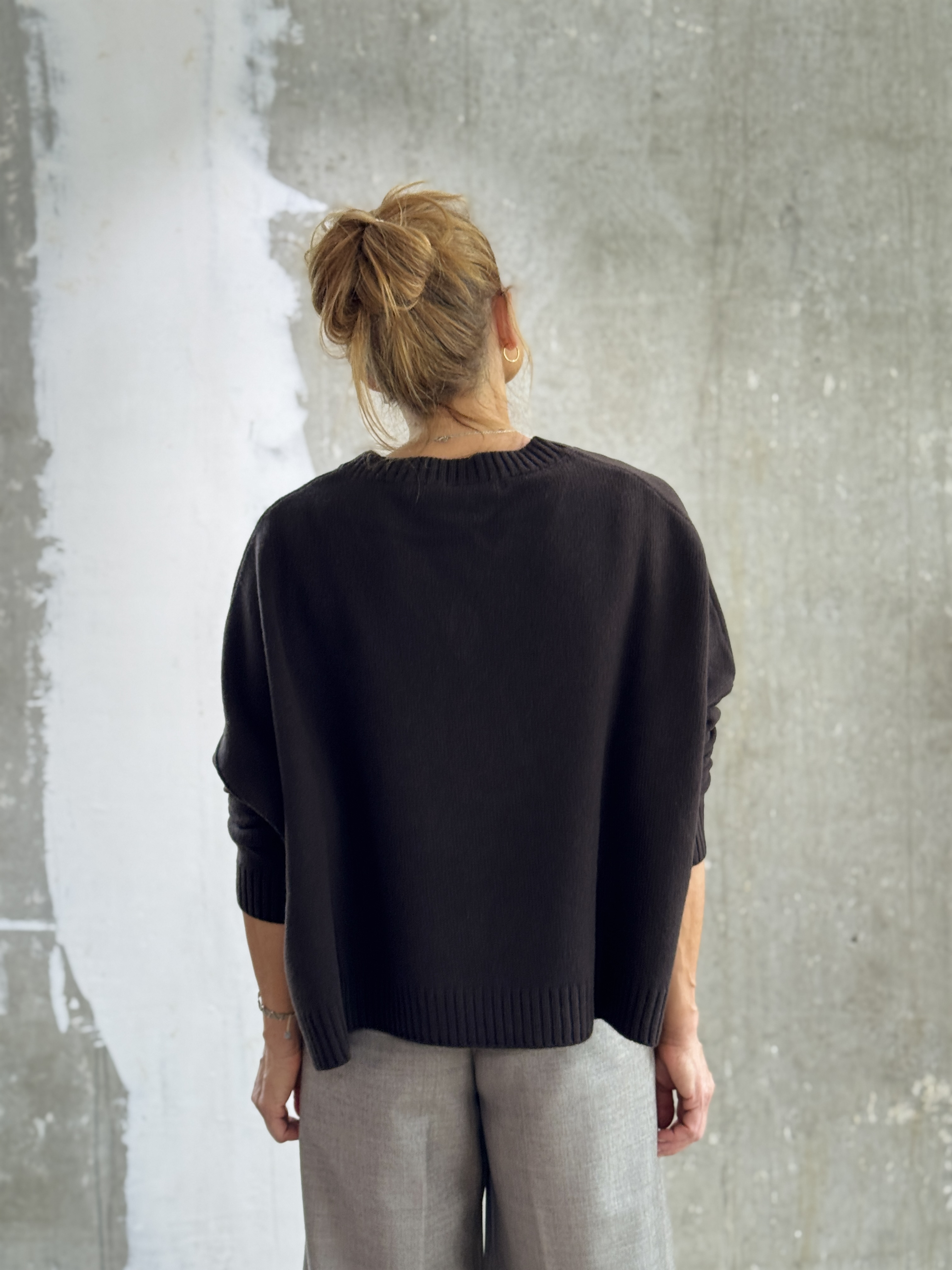 NARLI V-Pullover mocha und night 