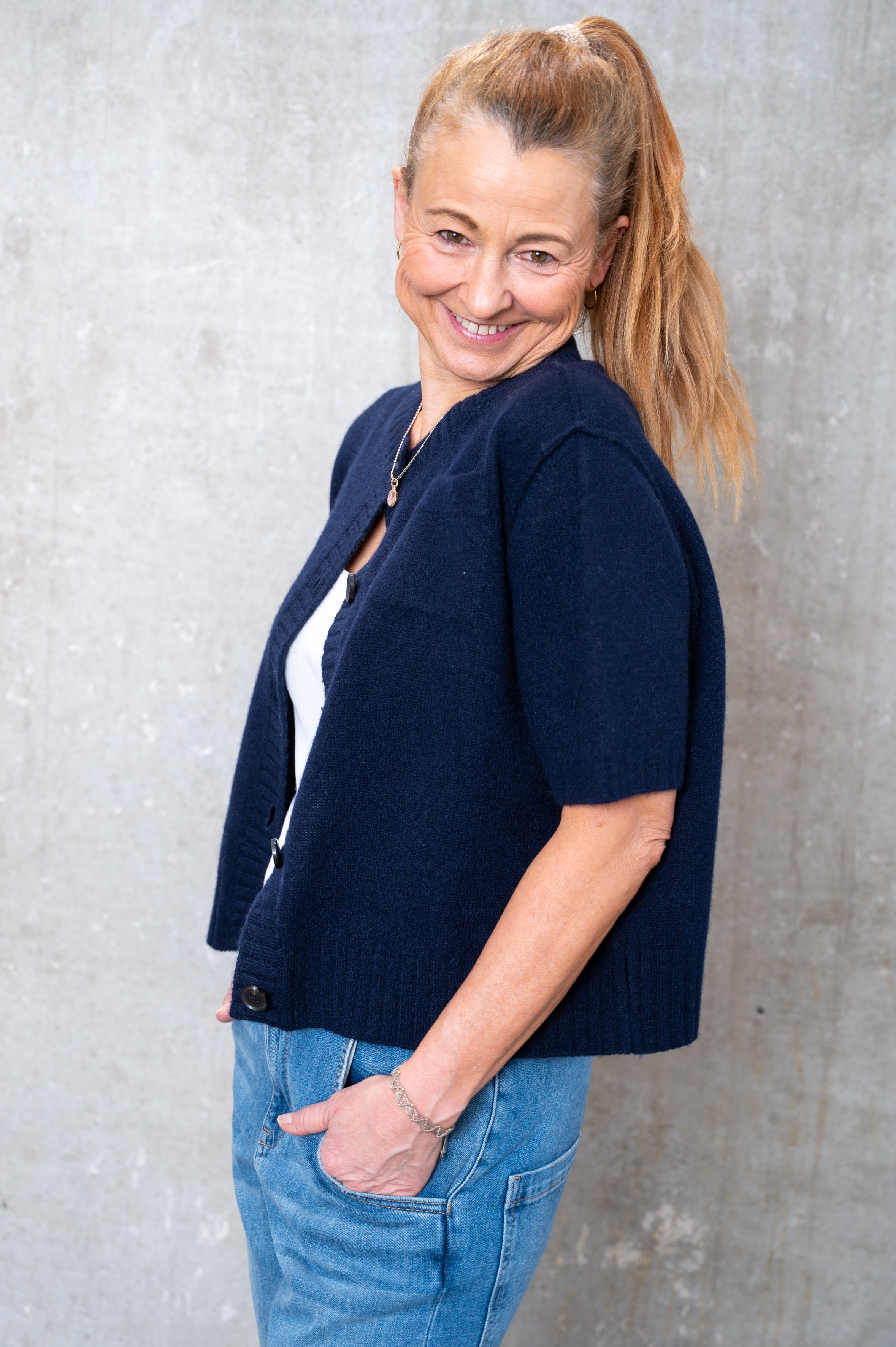 NARLI Kurzarm-Cardigan night