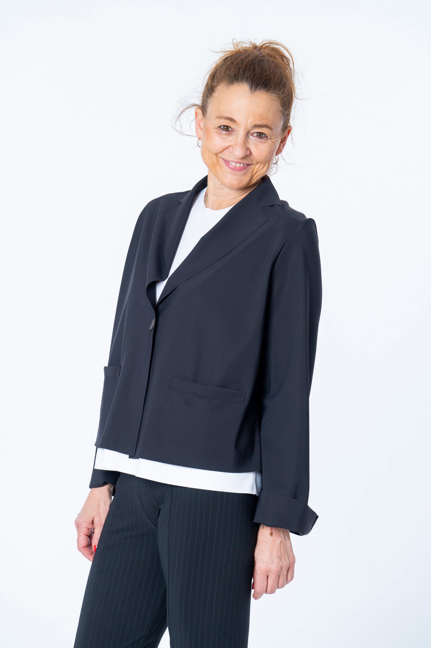 SASSENBACH_STYLE Jacke/Kurzblazer Elisabet schwarz 