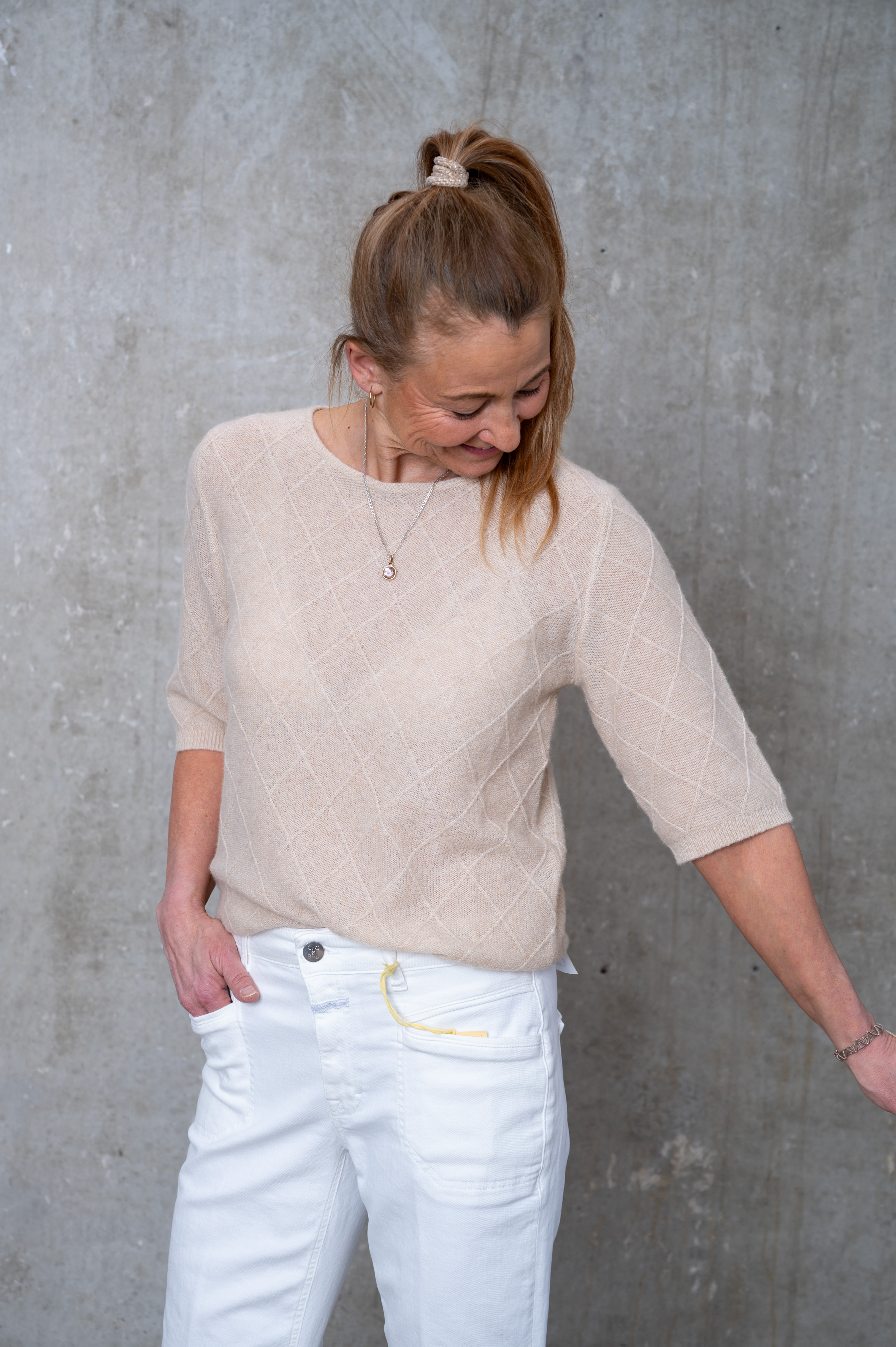 HANDMADE Kurzarm-Pullover sand