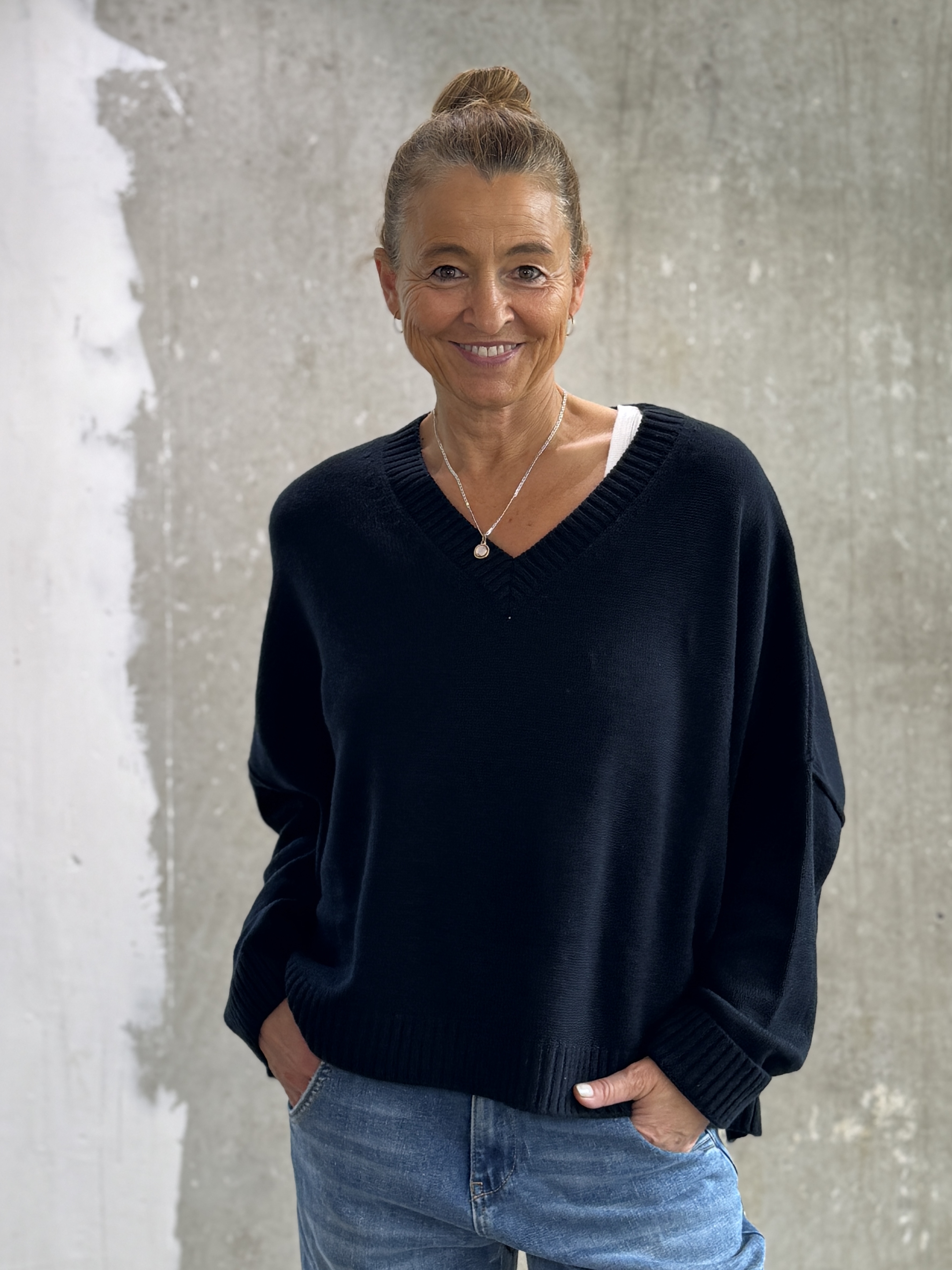NARLI V-Pullover mocha und night 