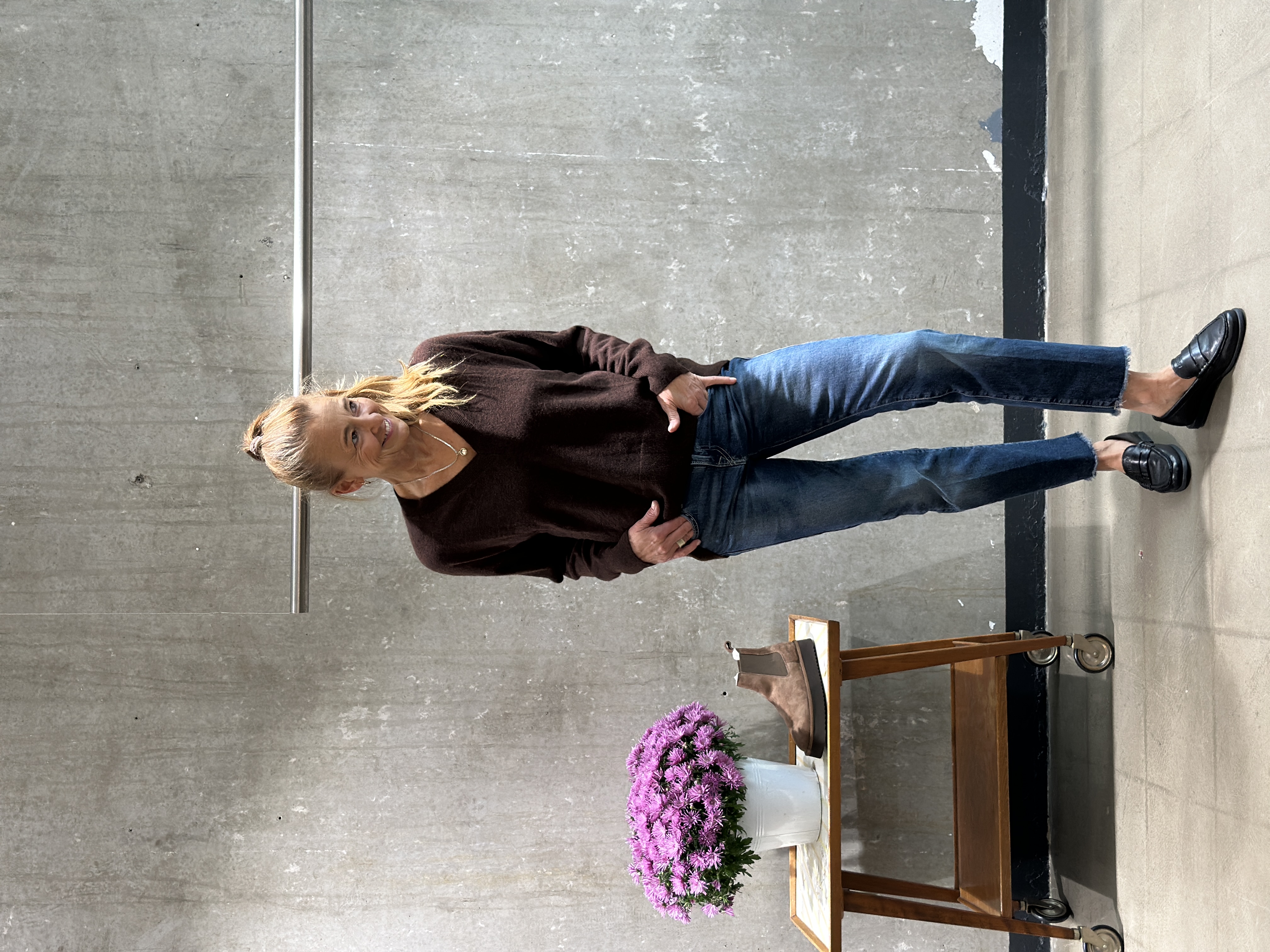 HANDMADE V-Pullover chocolate