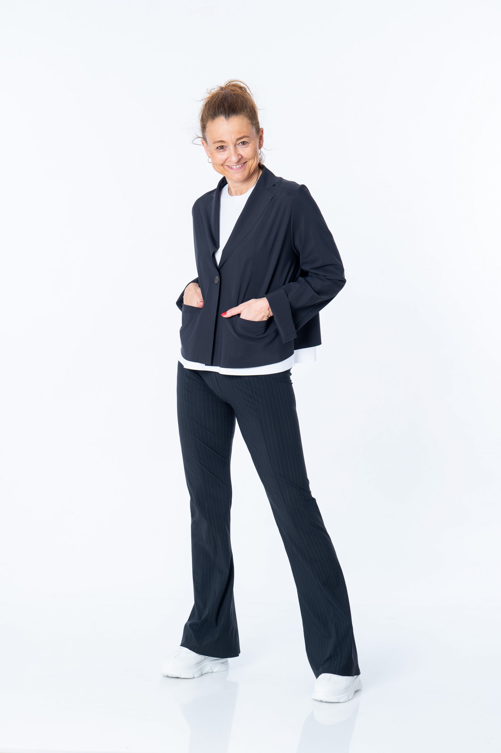 SASSENBACH_STYLE Jacke/Kurzblazer Elisabet schwarz 
